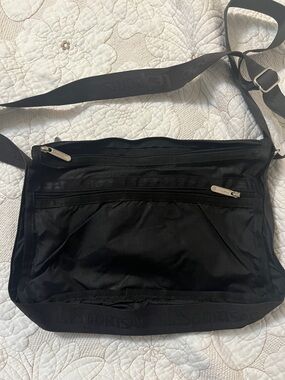 Lesportsac Black Nylon Messenger Bag with Adjustable Strap
